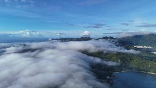 广东汕头南澳岛海上岛屿清晨云海航拍