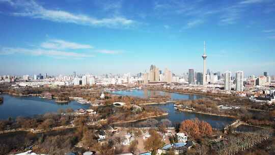 天津水上公园天塔湖城市天际线风光航拍