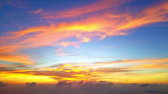 海南三亚三亚湾海洋天空日落夕阳晚霞火烧云