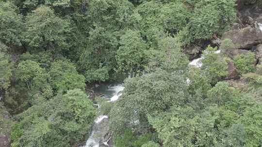 瀑布水流山泉水大自然自然风景自然风光