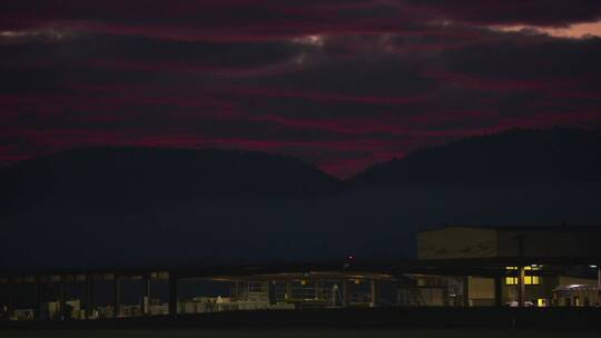 拉姆斯坦空军基地夜景