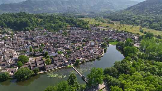 航拍中国传统水墨风安徽黟县宏村景区