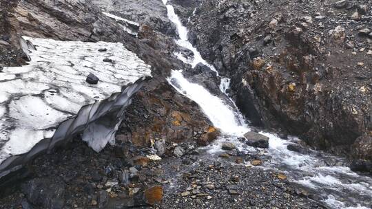 雨崩村冰湖航拍合集