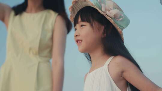 一家三口看日出住民宿烧香冲浪