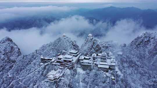 河南洛阳老君山云海雪景