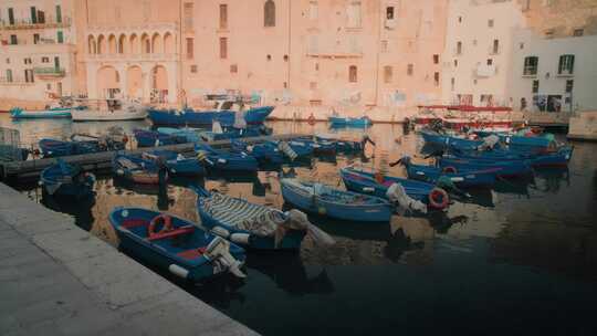 Harbor， Boats，普利亚，意大