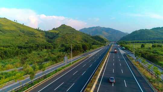 航拍广东高速公路车流 乐广许广