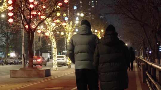 城市夜晚街道彩灯节日氛围