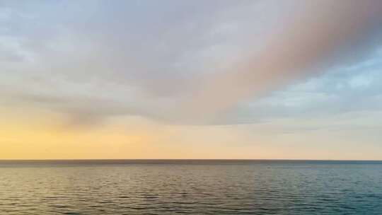 海面天空黄昏景色