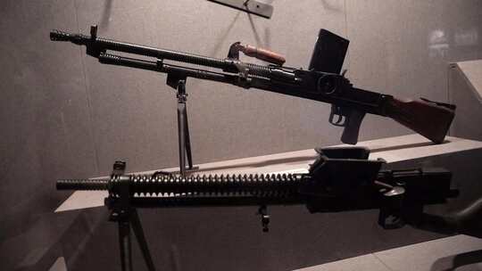 常德博物馆武器枪支枪械视频素材模板下载