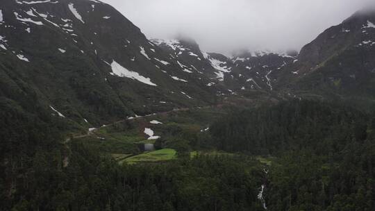 云南迪庆州南极洛山地自然风光