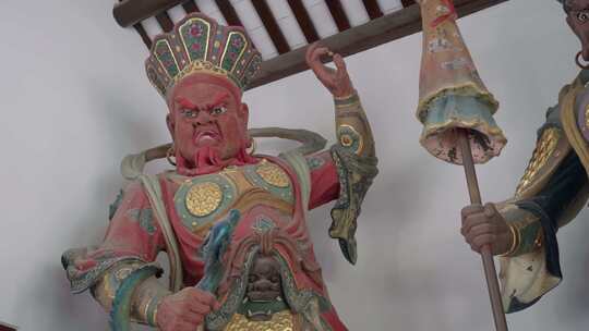 广东广州光孝寺四大天王雕塑特写
