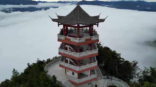 四川广元曾家山龙神阁美景