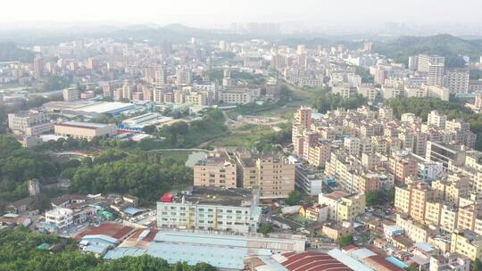 航拍深圳龙华区观澜城市建设及老城区