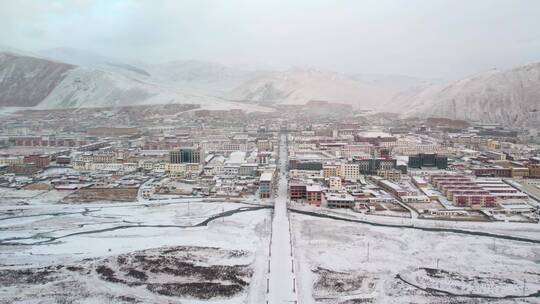 甘孜州石渠县冬季雪景全景2视频素材模板下载