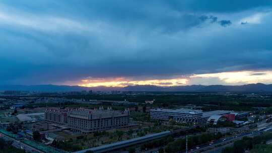 北京天通苑风暴闪电晚霞彩虹火烧云城市风光