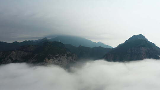 航拍山东泰山日出云海风光