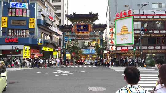 人山人海的日本唐人街视频素材模板下载