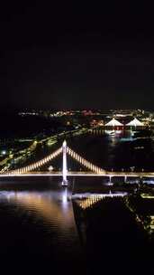 竖版航拍福建福州鼓山大桥夜景灯光