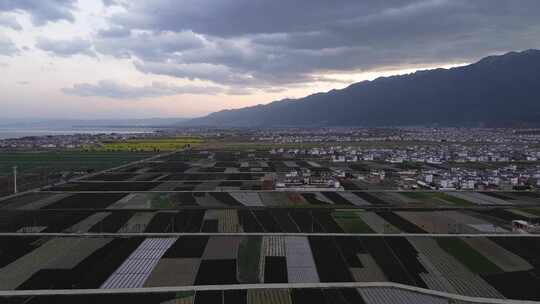 大理苍山洱海霞光土地