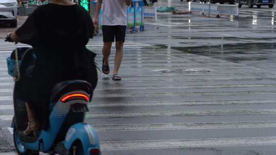 雨天 下雨 城市风光 写意 台风 雨中景色