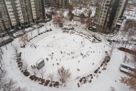 6K延时 北京国美家园梵高广场玩雪