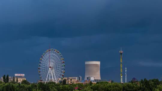 新疆伊犁河阴天下雨延时