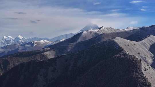 四川甘孜航拍蜀山之王贡嘎山群峰视频素材模板下载