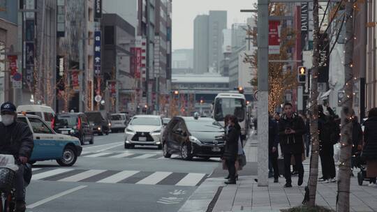 日本街道行人汽车慢动作