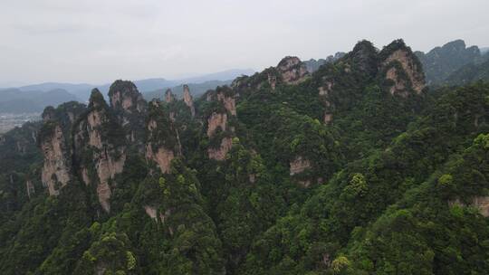 航拍张家界天门山景区奇山