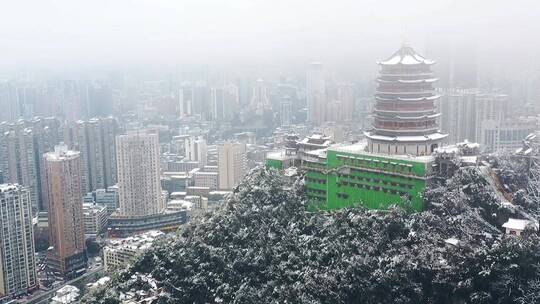 无人机航拍，如此震撼的城市夜景你喜欢吗