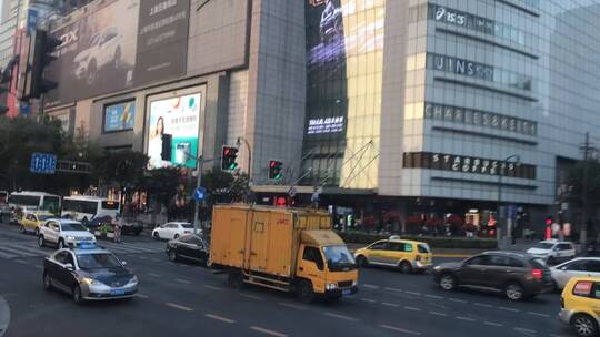 上海外滩双层观光巴士延时街景2视频素材模板下载