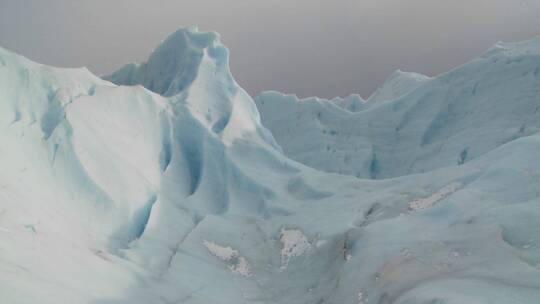 冰川上的冰山