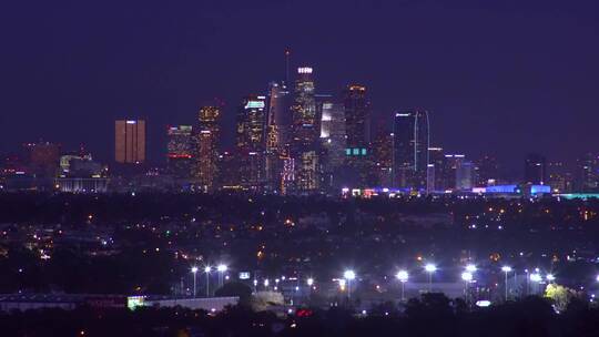 洛杉矶市中心美丽的夜景