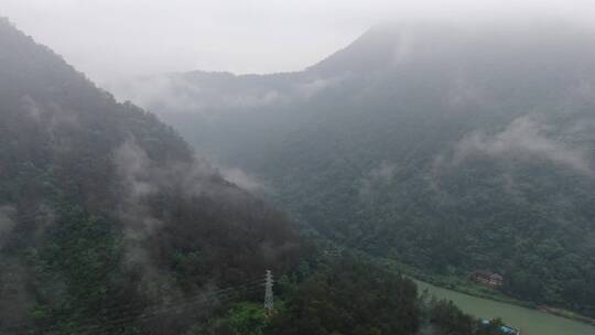 航拍大山森林山涧云雾