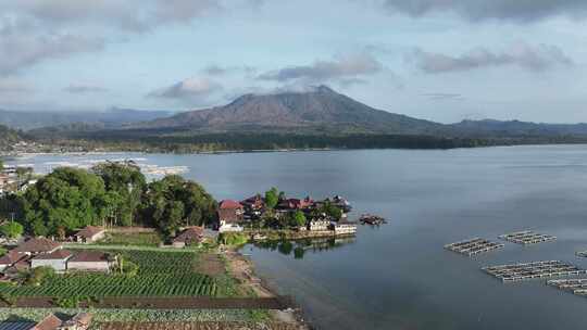 印尼巴厘岛巴图尔火山湖航拍自然风光视频素材模板下载