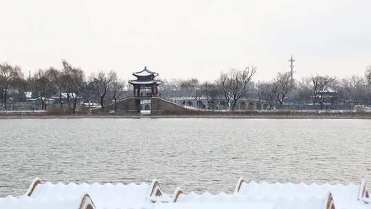 园林雪景