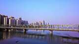 航拍湖北襄阳大桥的美丽风光高清在线视频素材下载