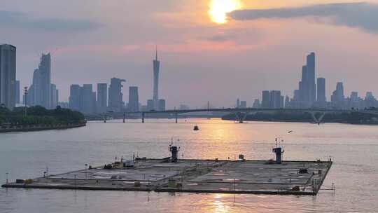 中国广东省广州市海珠区琶洲大桥全景