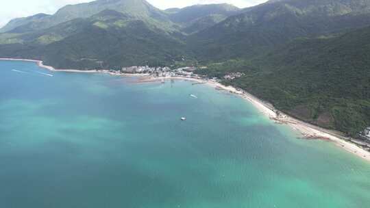 4K航拍深圳大鹏海岸线碧海蓝天