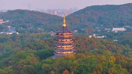 唯美杭州西湖雷峰塔景区大自然风光群山航拍视频素材模板下载