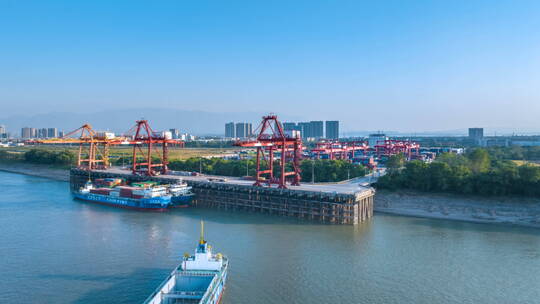 九江港集装箱码头及堆场环绕航拍延时