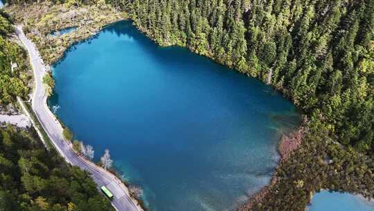 四川阿坝九寨沟秋色秋景航拍实拍