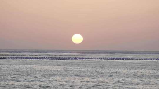 海上日出