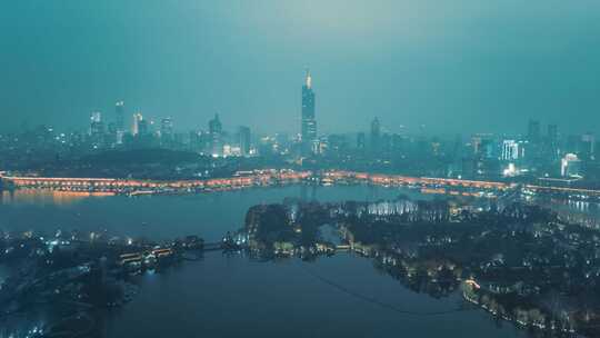 南京玄武湖与紫峰大厦夜景航拍延时