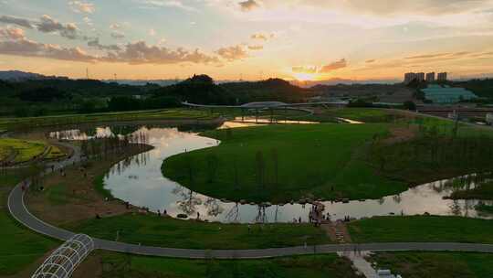 航拍宜昌卷桥河湿地公园日落风景