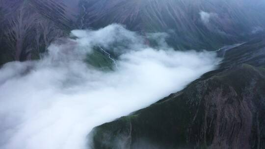 四川省甘孜州贡嘎山乡川西高山云海航拍