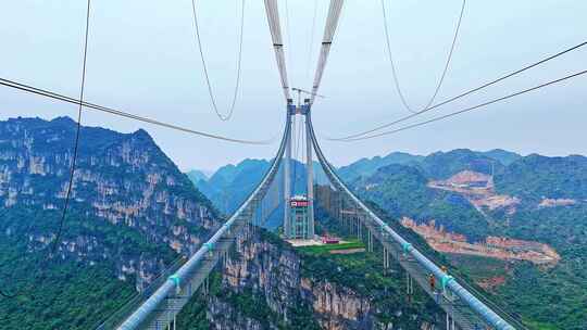 贵州花江峡谷大桥建设航拍