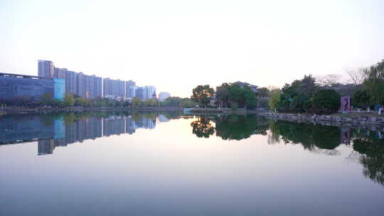 武汉东西湖常青花园中心公园风景