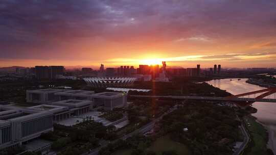 佛山新城逆光城市 佛山坊塔 佛山世纪莲